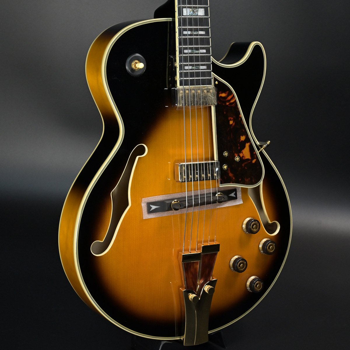 GB10 Ibanezのフルアコ