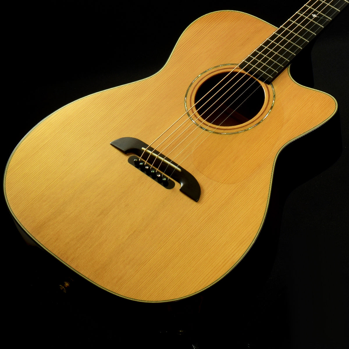 Used alvarez yairi guitars deals for sale