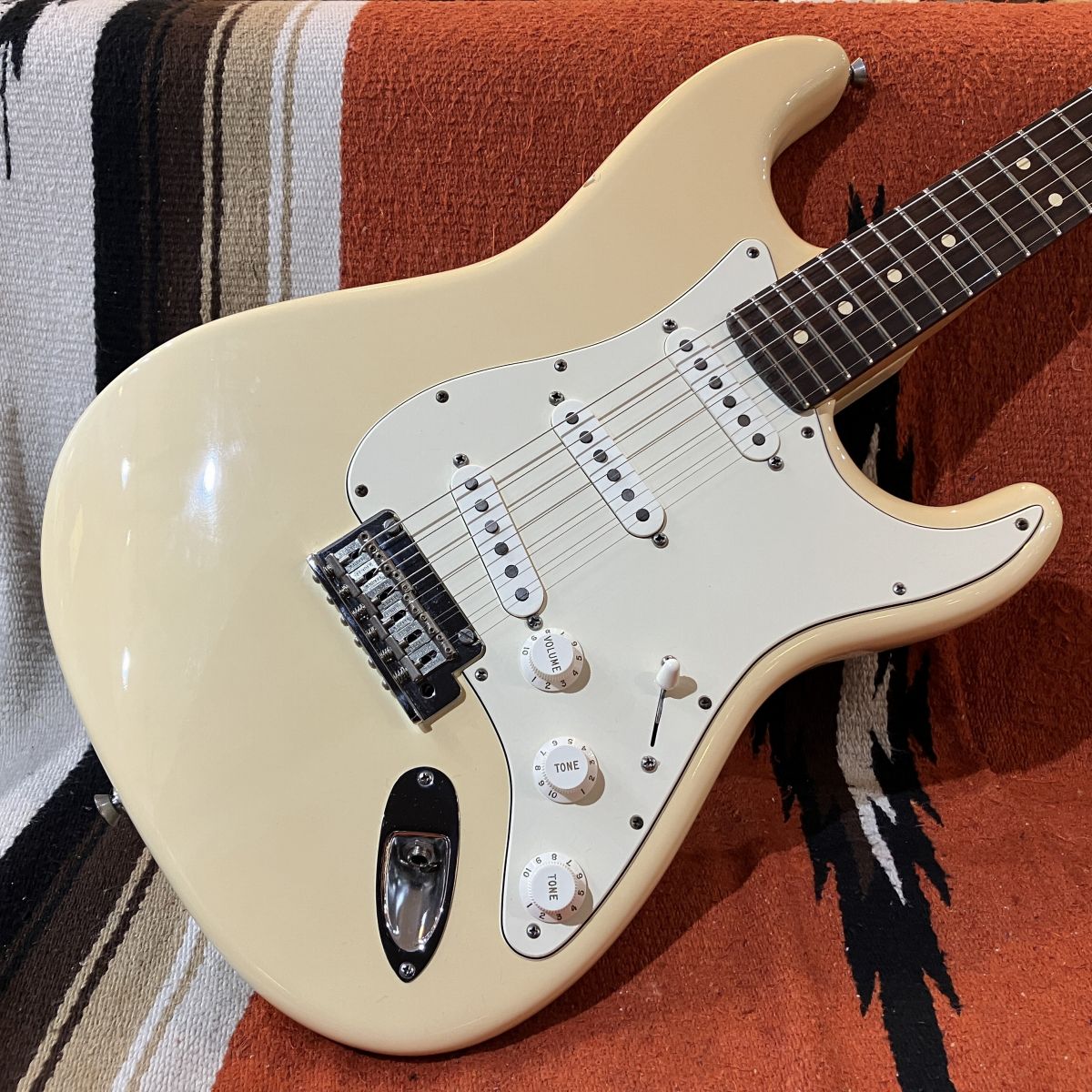 [SN US11299034] USED Fender USA / American Standard Stratocaster Olympic White -2011- [04]
