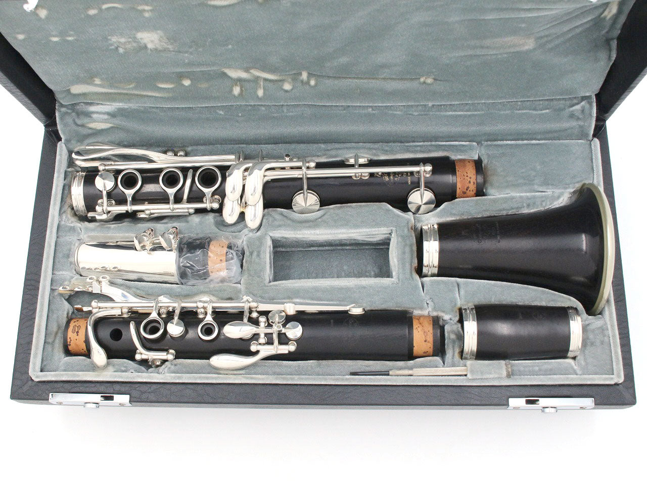 USED Buffet Crampon / B flat clarinet R13SP, all tampos re – Ishibashi  Music Corporation.