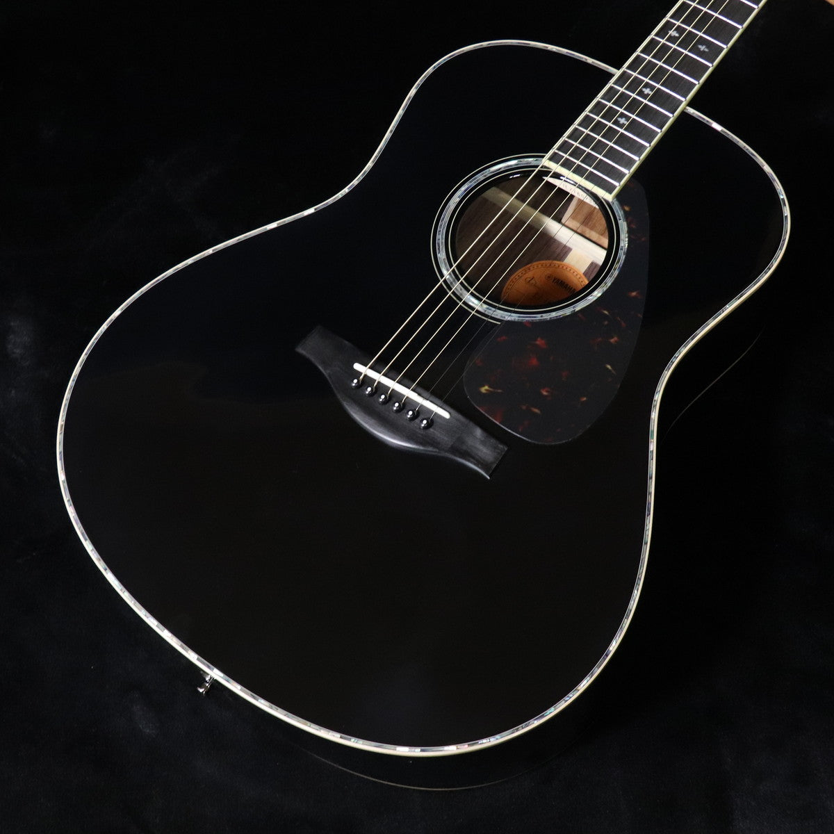 YAMAHA / LL16D ARE Black – Ishibashi Music Corporation.