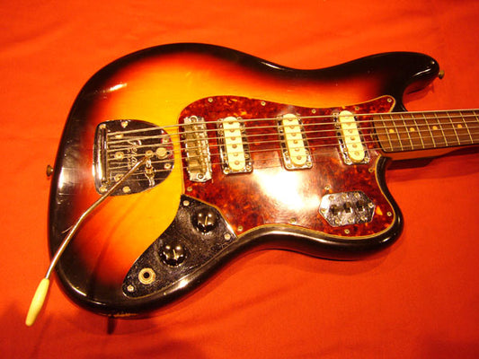 1962 Fender Bass VI / 3 Tone Sunburst