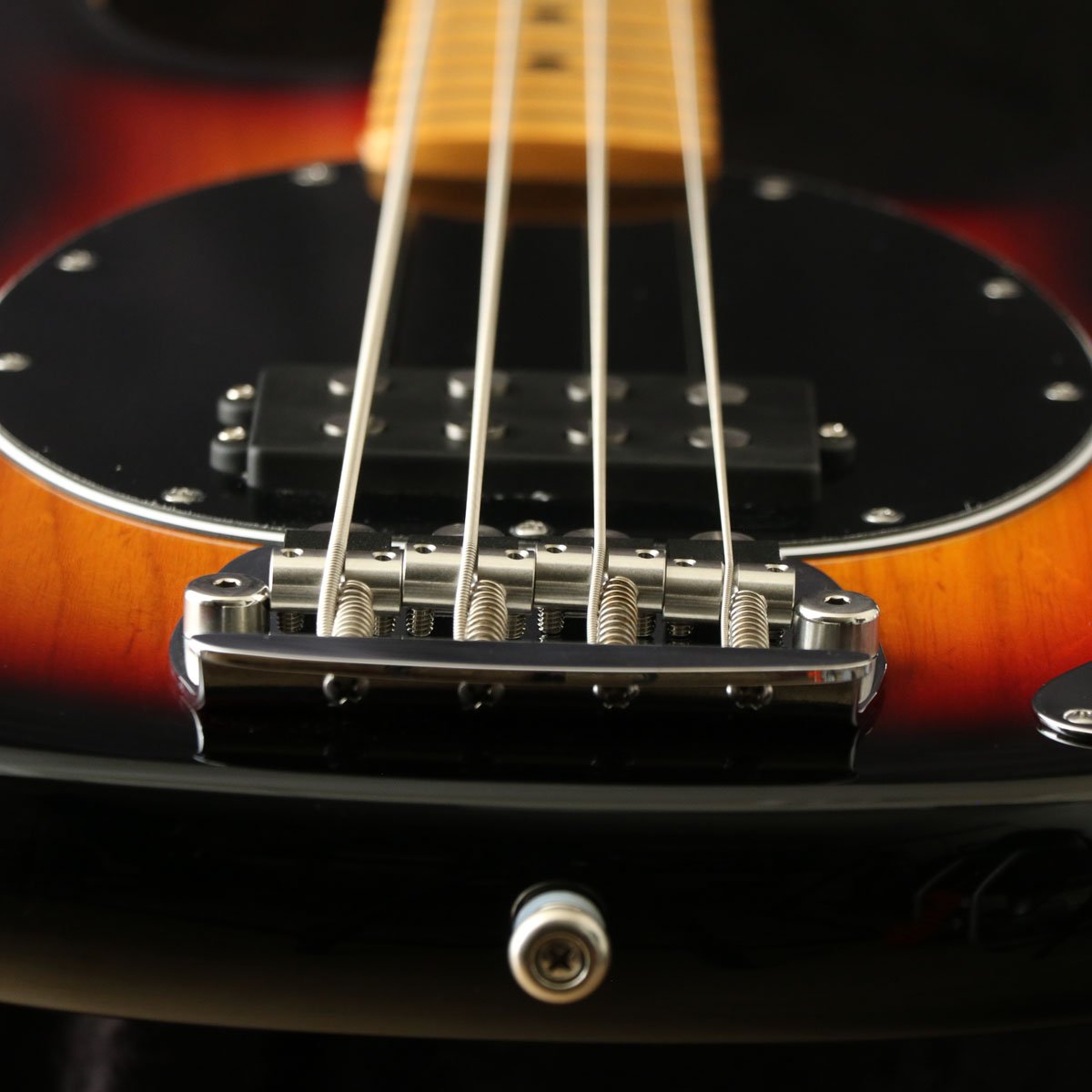 [SN CB00475] MUSIC MAN / Retro '70s StingRay Bass MM SR4 Vintage Sunburst [03]