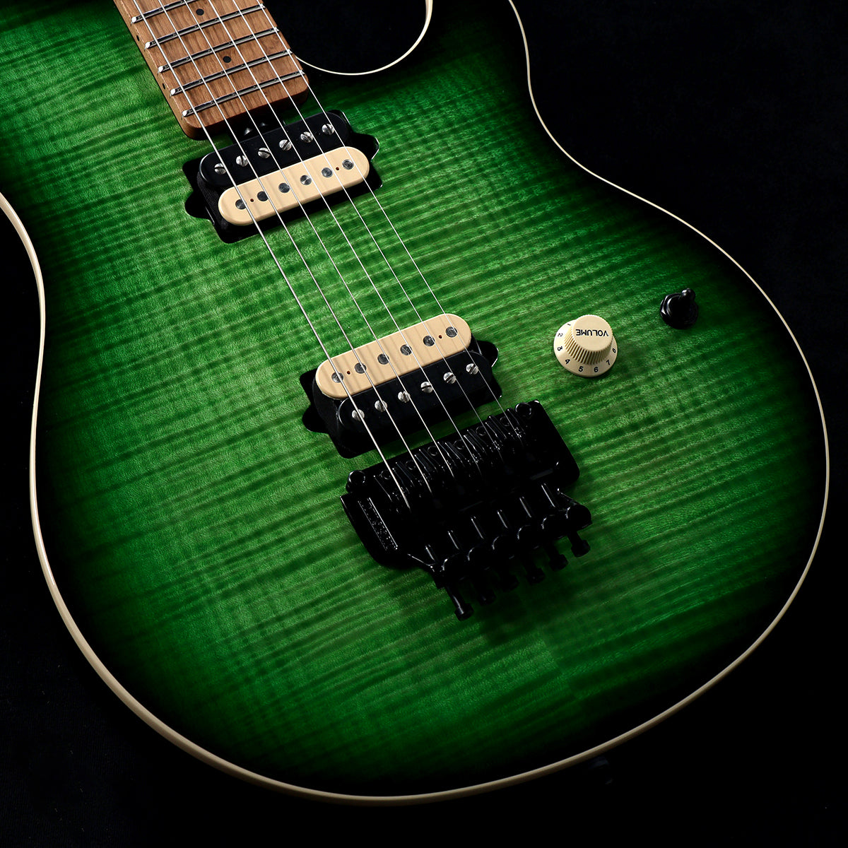 [SN H05390] MUSIC MAN / Axis Matcha Flame - Roasted Birdseye Maple Neck(Weight: 3.59kg) [05]