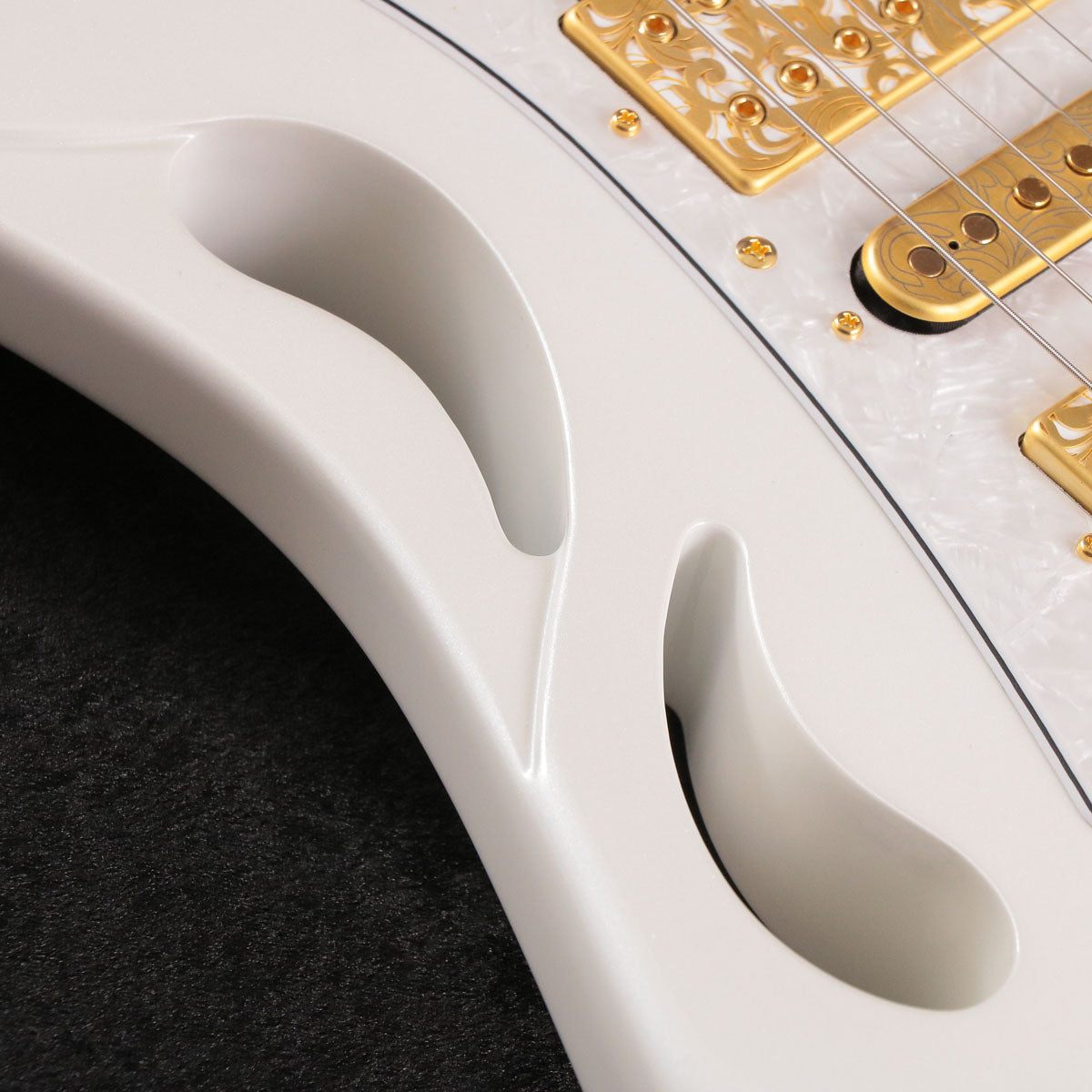 [SN F2504747] Ibanez / Steve Vai Signature model PIA3761-SLW(Stallion White) [03]