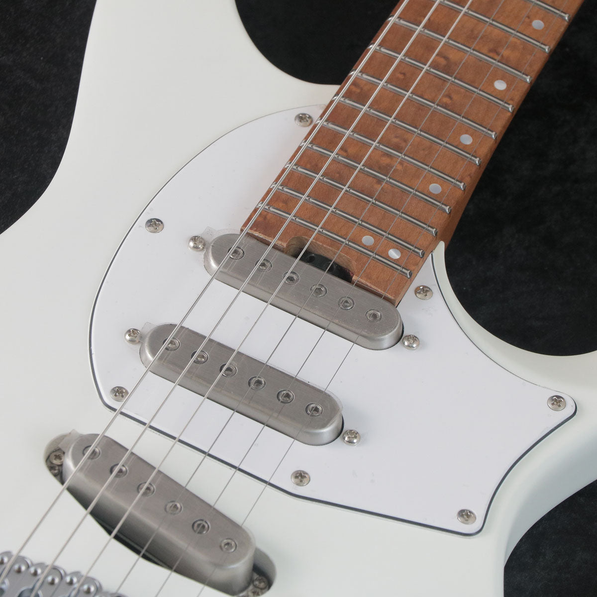 [SN I250211307] Ibanez / ICHI10 Ichika Nito Signature Model Vintage White Matte [03]
