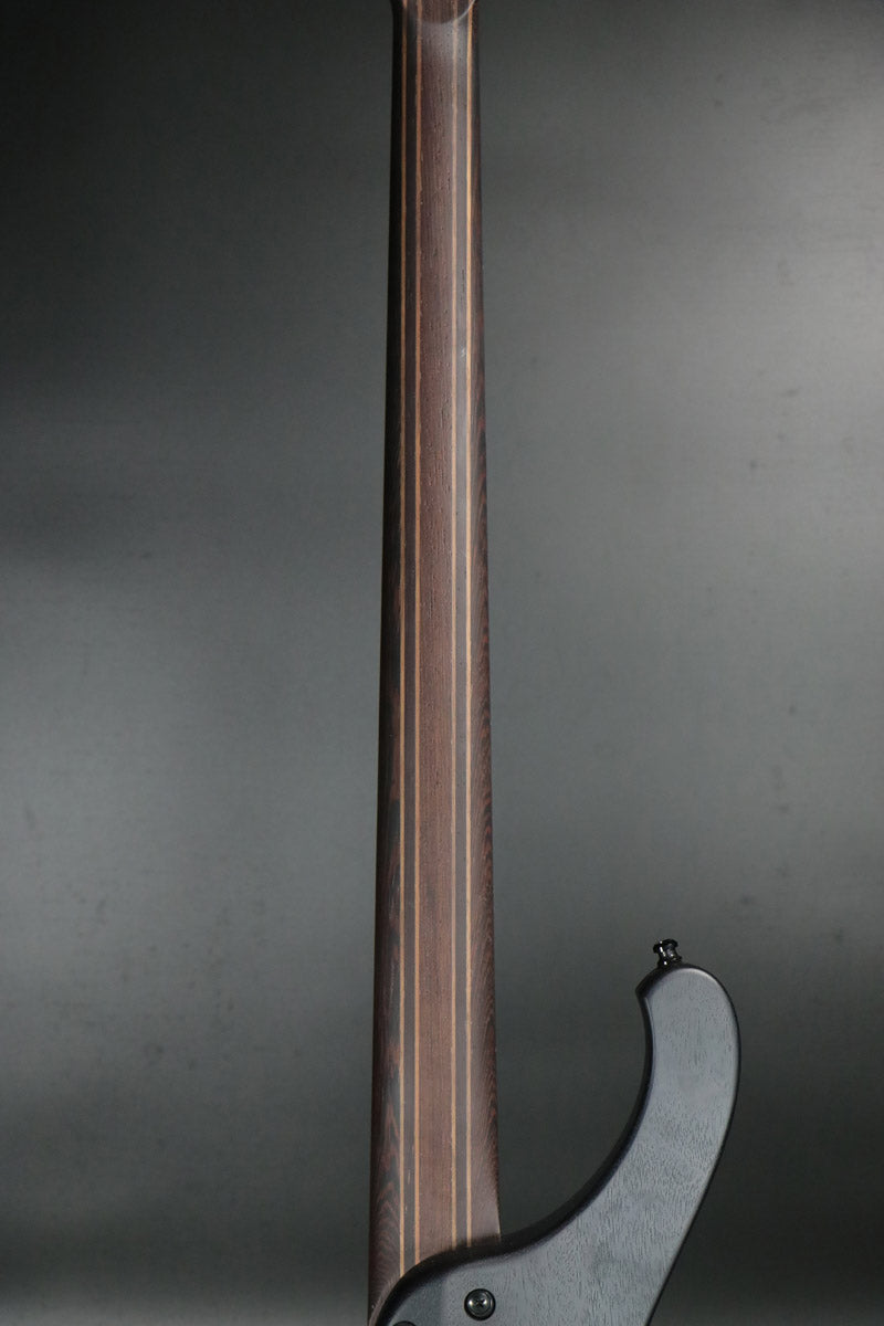 [SN I240905883] Ibanez / EHB1500-CTF (Cosmic Blue Starburst Flat) [10]