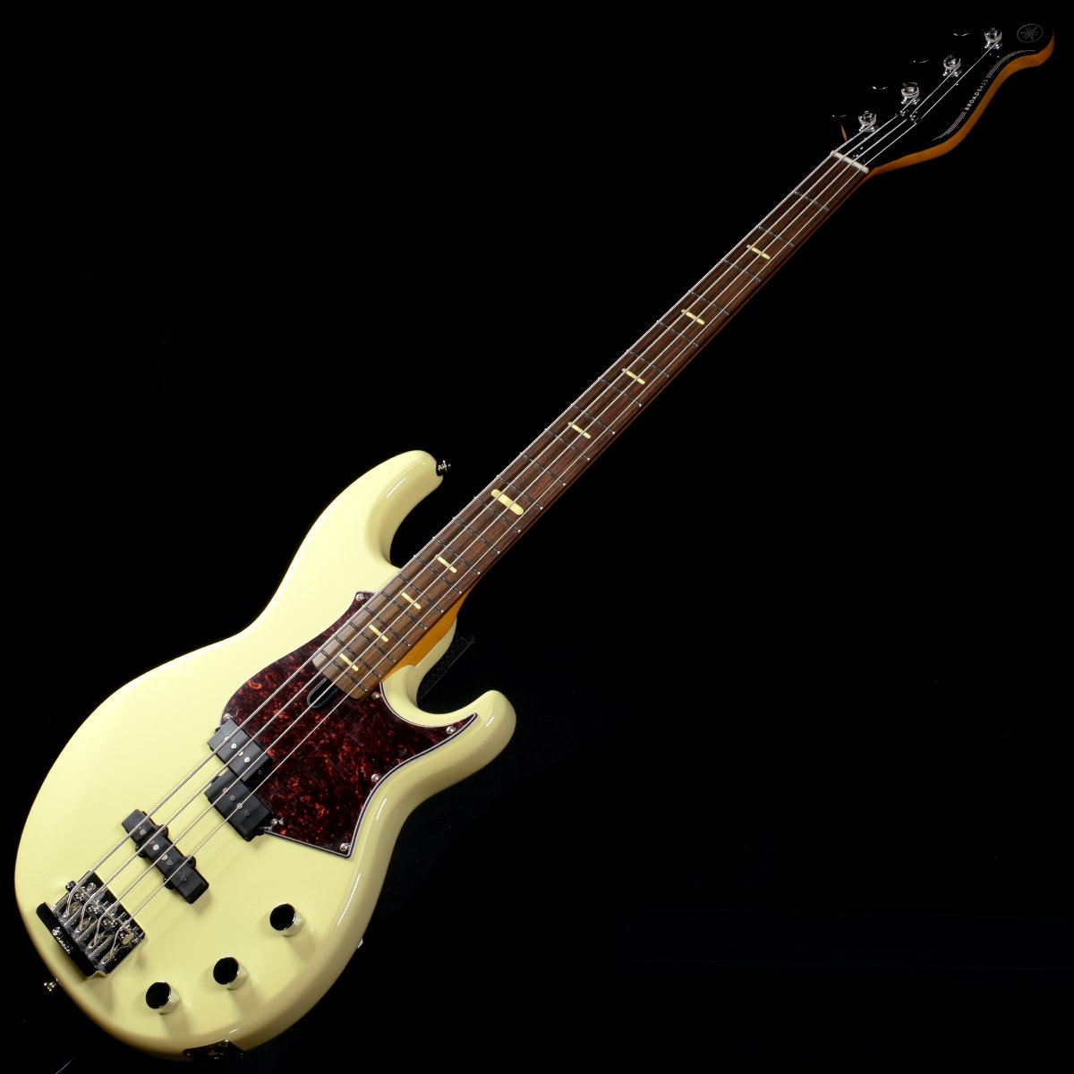 ★美品★ YAMAHA BBP34 Vintage White Yamaha BBP34 Vintage White 4-string Electric Bass Guitar