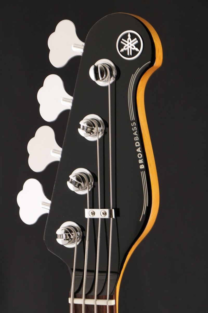 [SN IKN353E] YAMAHA / BBP34 Vintage White Electric Bass [03]