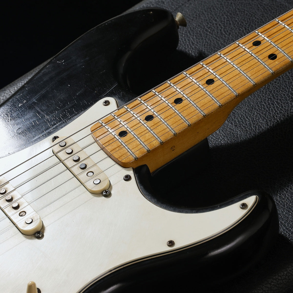 [SN 531764] USED FENDER / 1974 Stratocaster Black [03]