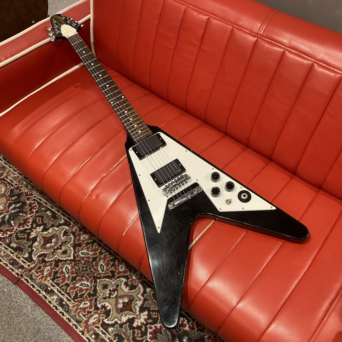 [SN 041] USED Gibson Custom Shop / Kirk Hammett Flying V Aged Ebony -2012- [04]