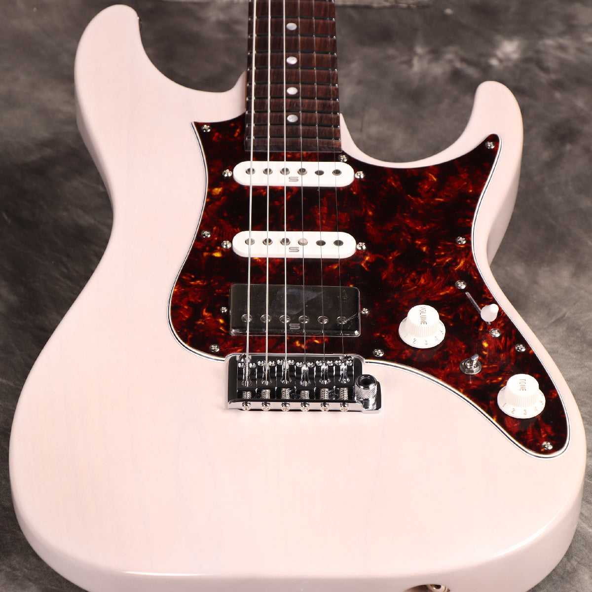 [SN F2431567] Ibanez / AZ Series AZ2204N-AWD Antique White Blonde Ibanez AZ-N Made in Japan [S/N F2431567]. [80]