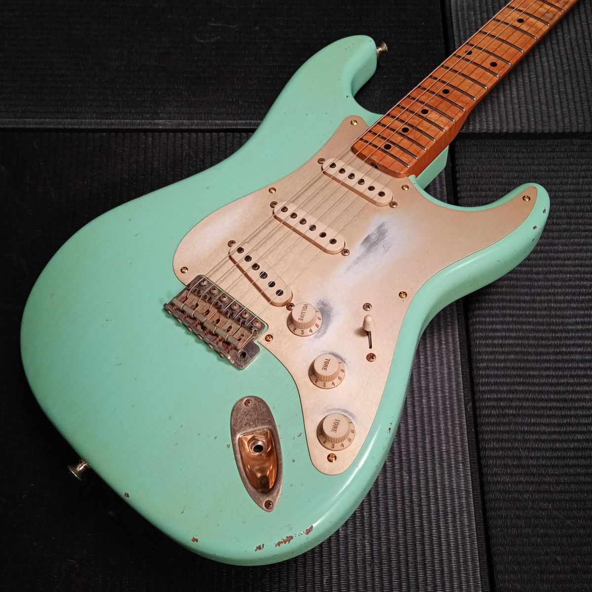 [SN CZ518049] USED Fender Custom Shop / 1956 Stratocaster Relic Gold Parts Surf Green [04]