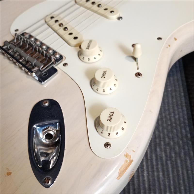 [SN R86595] USED Fender Custom Shop / 1957 Stratocaster Relic White Blonde-2016- [04]