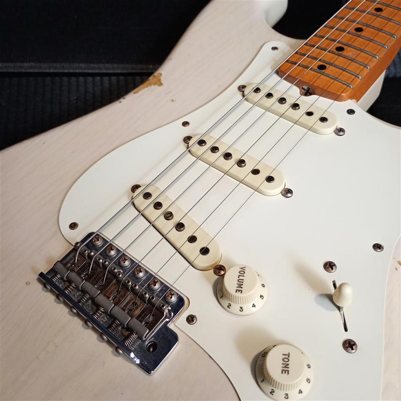 [SN R86595] USED Fender Custom Shop / 1957 Stratocaster Relic White Blonde-2016- [04]