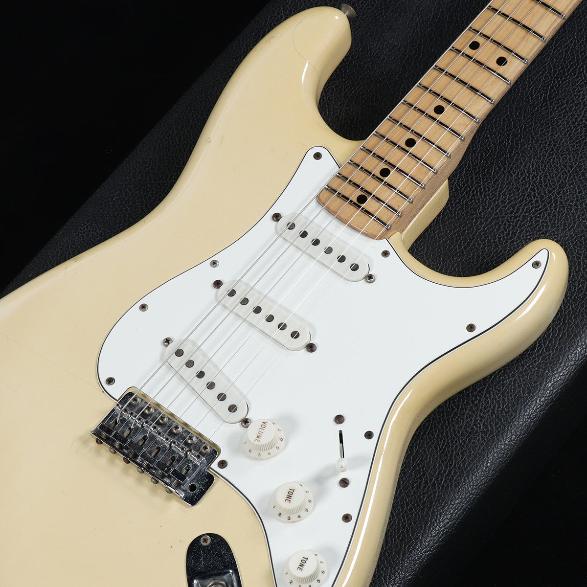 [SN 6556541] USED FENDER / 1975 Stratocaster Alder Body/Maple Finger Board White [05]