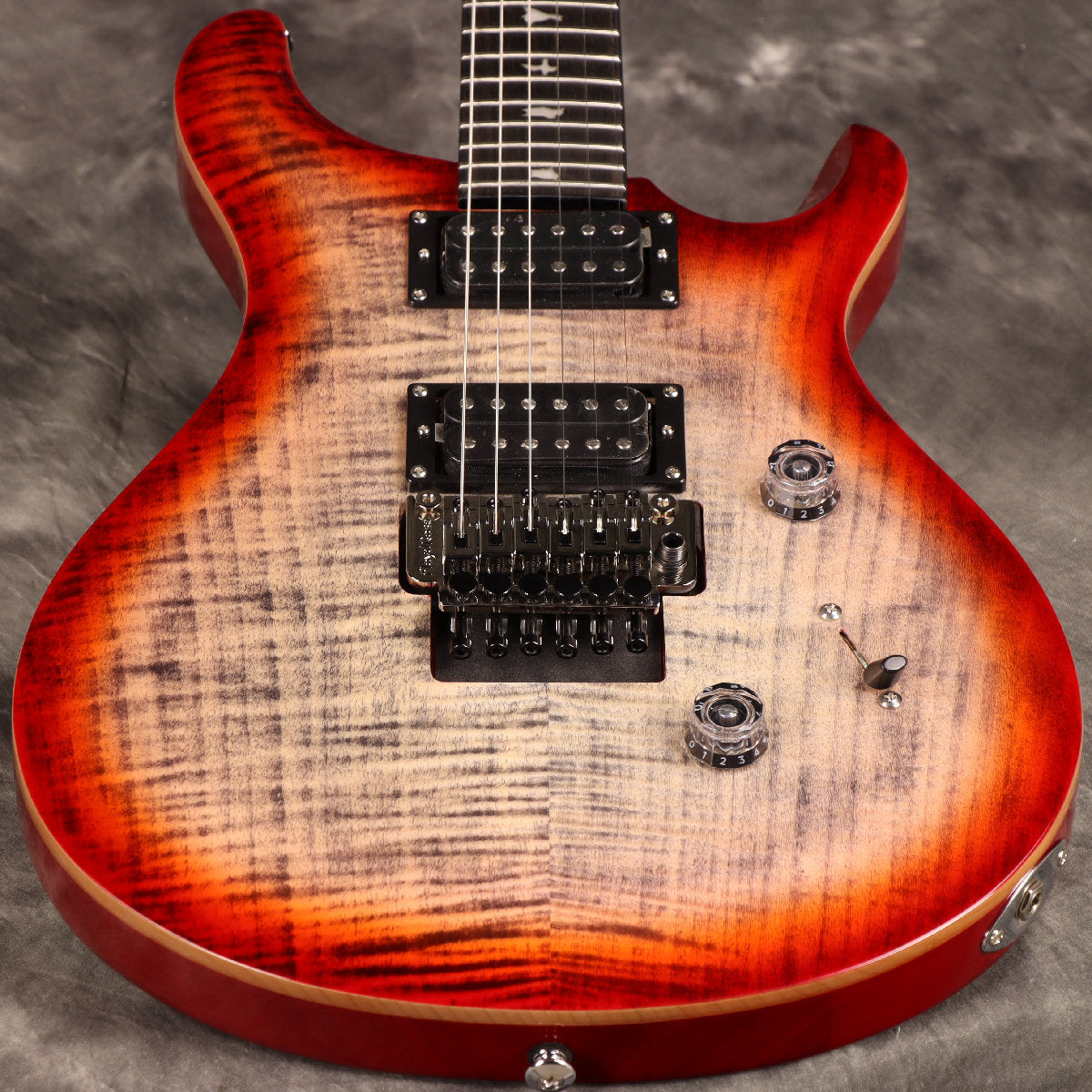 [SN CTIG071057] USED Paul Reed Smith (PRS) / 2024 SE Custom24 Floyd Charcoal Cherry Burst (CG) [S/N CTIG071057]. [80]