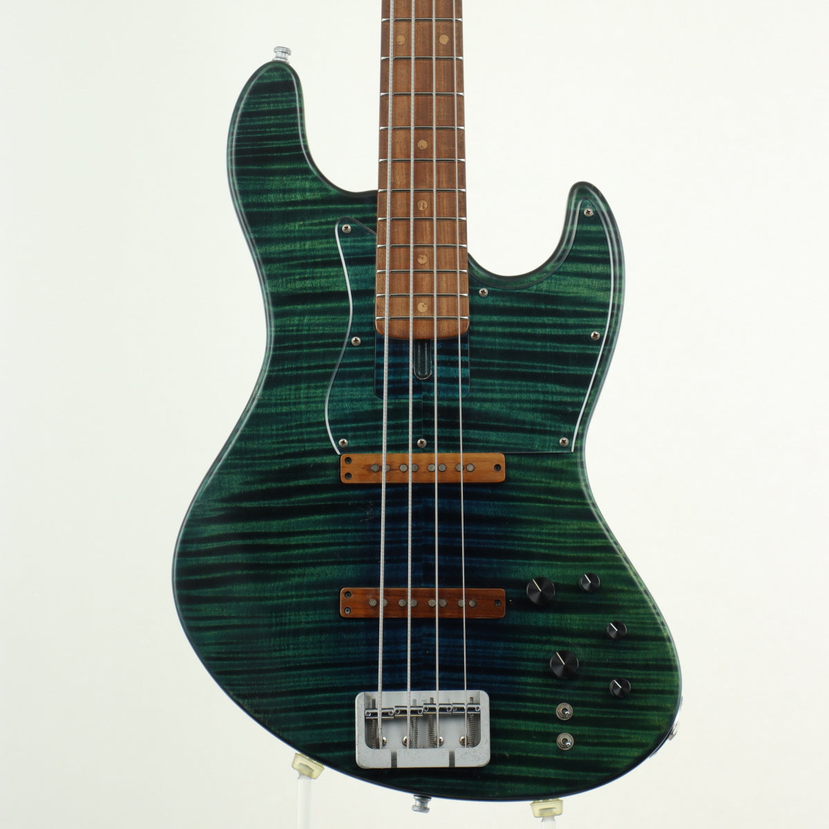 Bacchus Jazz Bass サンバーストブラックエイジド加工 Fender '63 Jazz Bass - サンバースト / ローズ - ハイパー