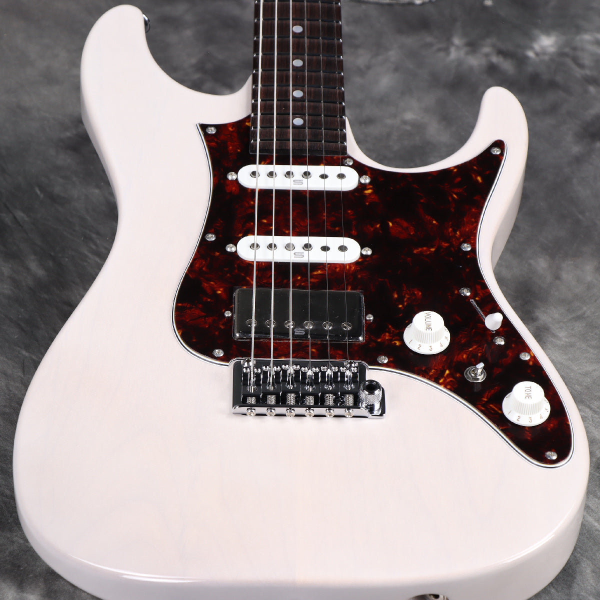 [SN F2521349] Ibanez / AZ Series AZ2204N-AWD Antique White Blonde Ibanez AZ-N Made in Japan [S/N F2521349]. [80]