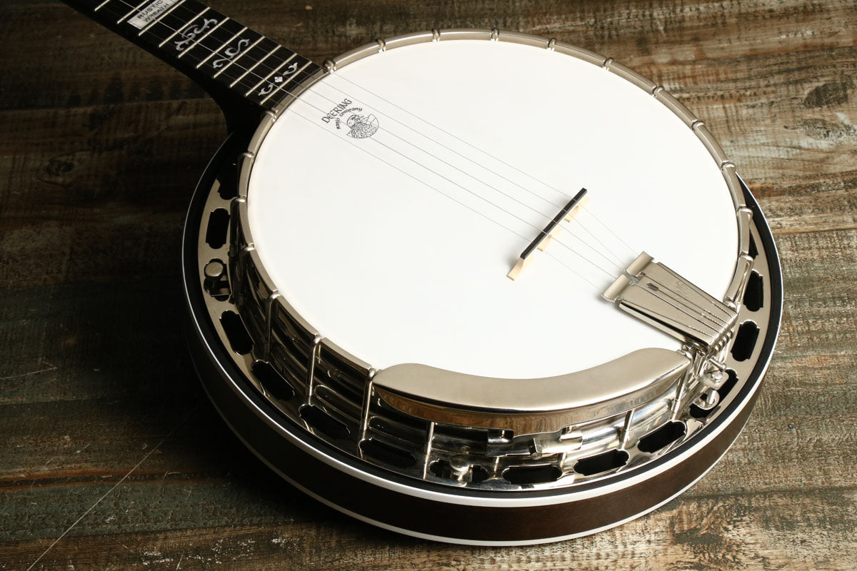 Deering rustic clearance wreath banjo