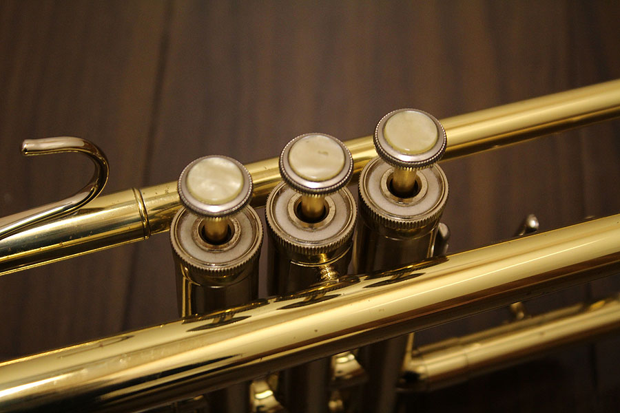 [SN A17043] USED BACH / Bach TR-300 B flat trumpet [10]