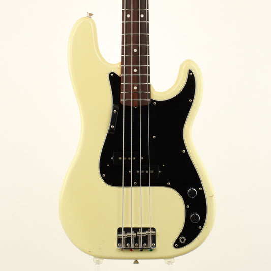 [SN N097615] USED Fender Japan / PB70 Vintage White [11]