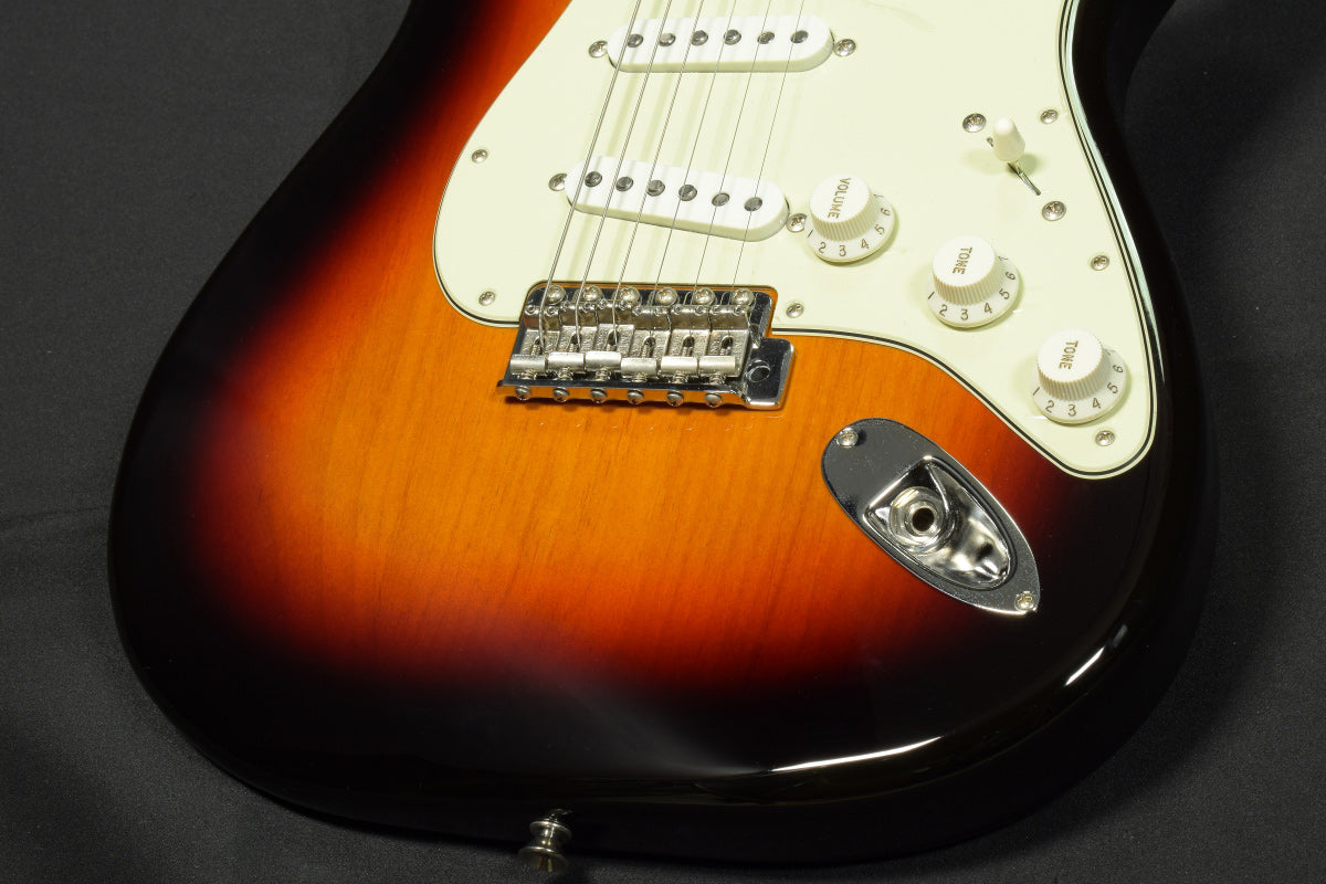 [SN MIJ JD22017688] USED Fender Fender / FSR Traditional II 60s Stratocaster 3Tone Sunburst [20]