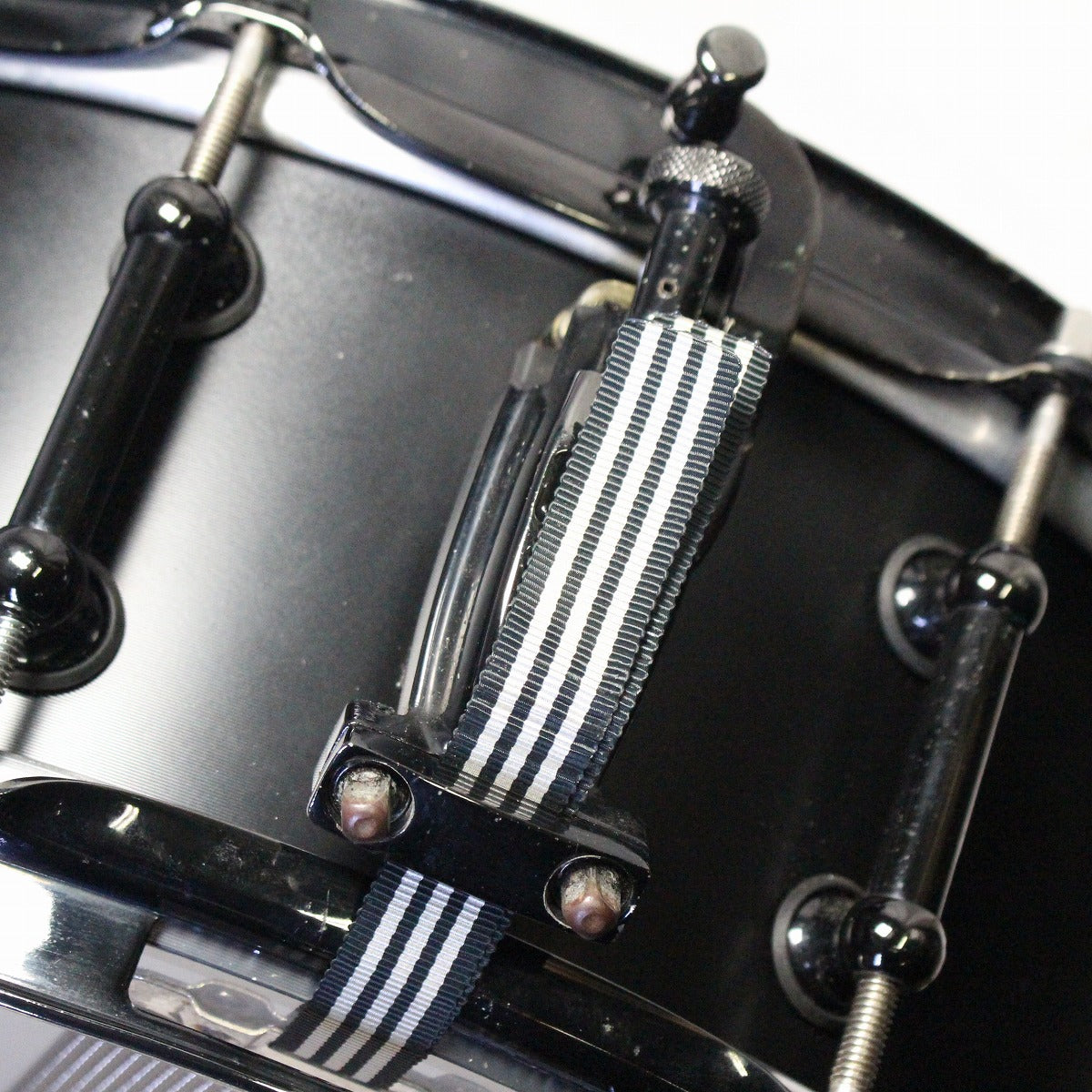 USED PEARL / UCA-1450/B UltraCast 14x5 Pearl UltraCast Snare Drum
