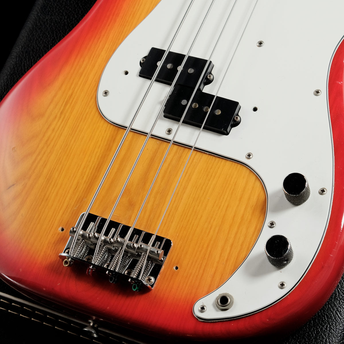 [SN S900603] USED FENDER / International Color 1981 Precison Bass Sienna Burst [05]