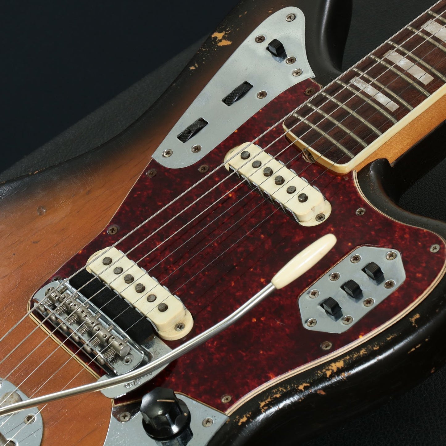 [SN 220538] USED Fender USA / Jaguar Sunburst 1968 [08]