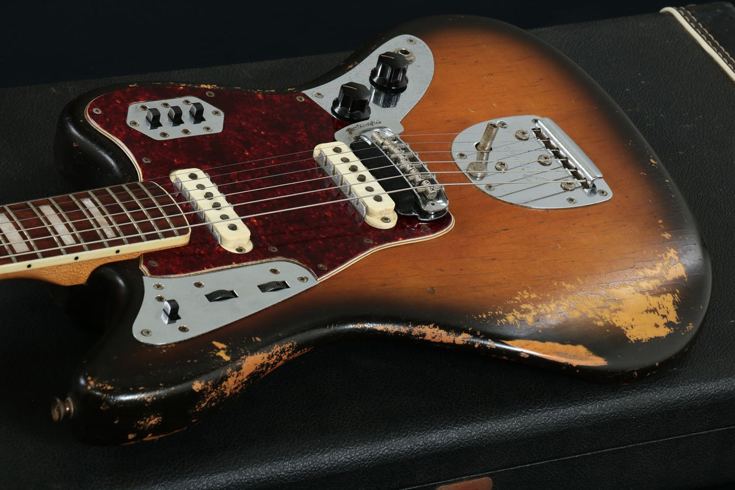 [SN 220538] USED Fender USA / Jaguar Sunburst 1968 [08]