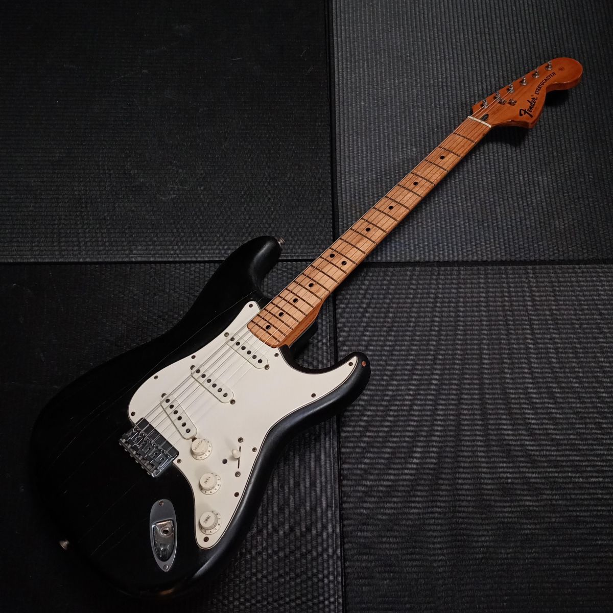 [SN 675644] USED Fender / 1975 Stratocaster Hardtail Black [03]