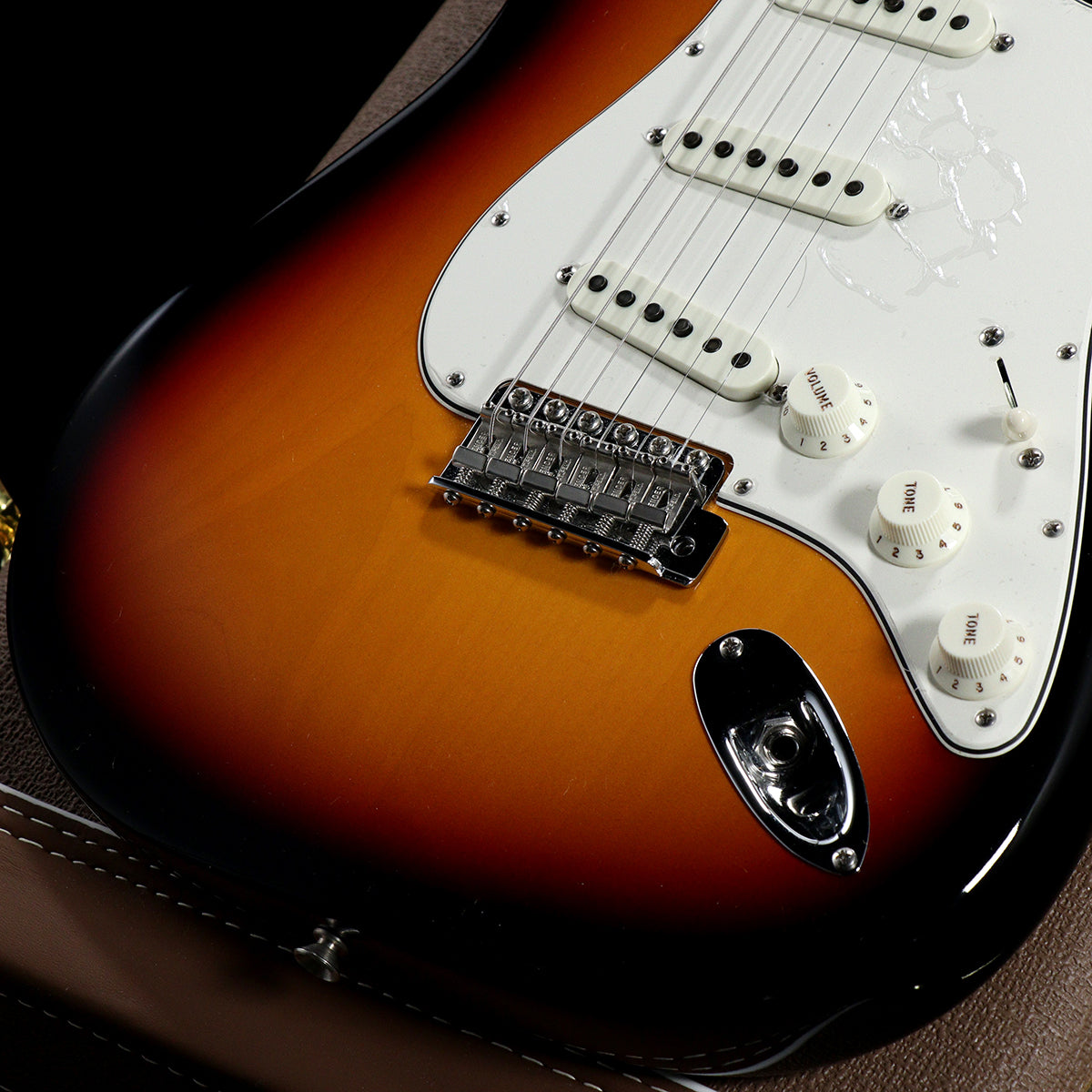 [SN R120638] USED Fender Custom Shop / Vintage Custom 1962 Stratocaster NOS 3-Color Sunburst [06]