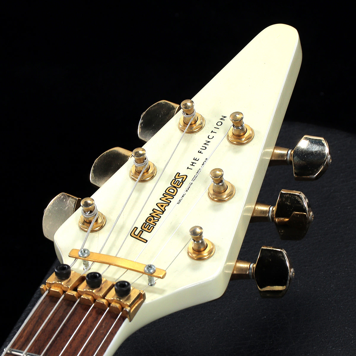 [SN L030734] USED FERNANDES/BURNY / BSV-155J [05]