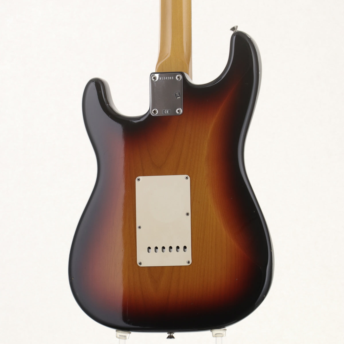 [SN V184383] USED Fender / American Vintage 62 Stratocaster Thin Lacquer 3-Color Sunburst 2009 [09]