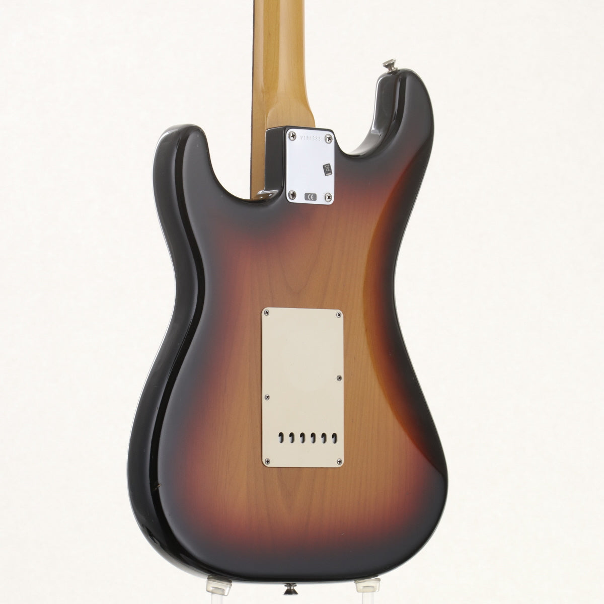 [SN V184383] USED Fender / American Vintage 62 Stratocaster Thin Lacquer 3-Color Sunburst 2009 [09]