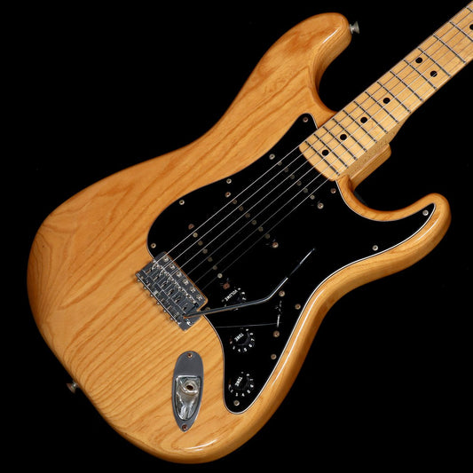 [SN S778564] USED Fender / 1977 Stratocaster NAT/M [4.32kg/Vintage] Fender Stratocaster Electric Guitar [08]