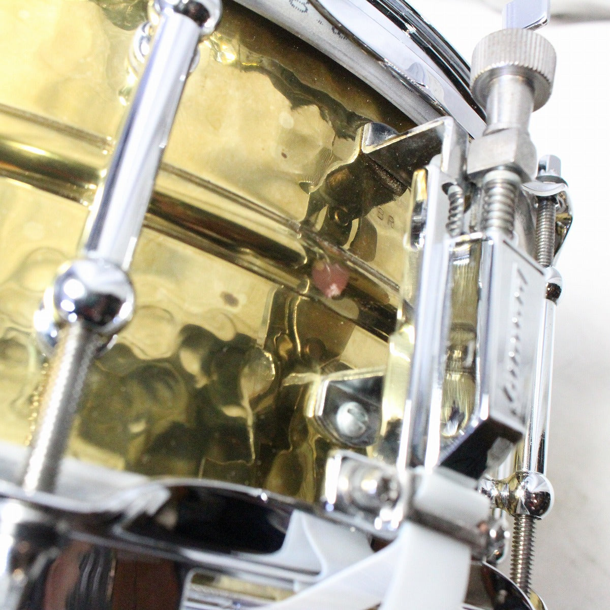 USED LUDWIG / LB420BKT Hammered Brass with Tube lugs 14×5 RADIC Snare Drum [08]