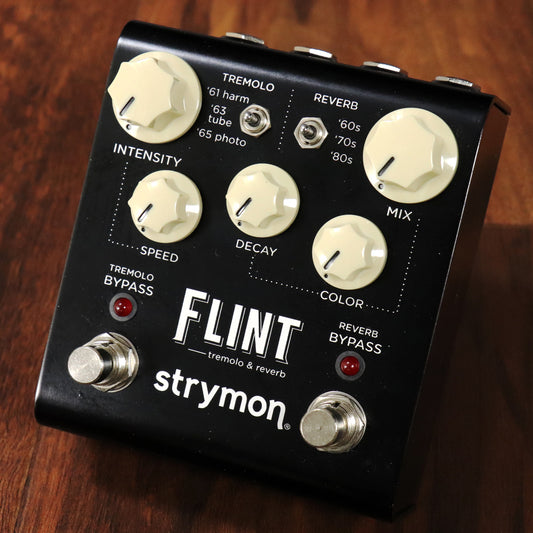 [SN S21-95406] USED strymon / FLINT V1 tremolo &amp; reverb (Authorized import) [05]