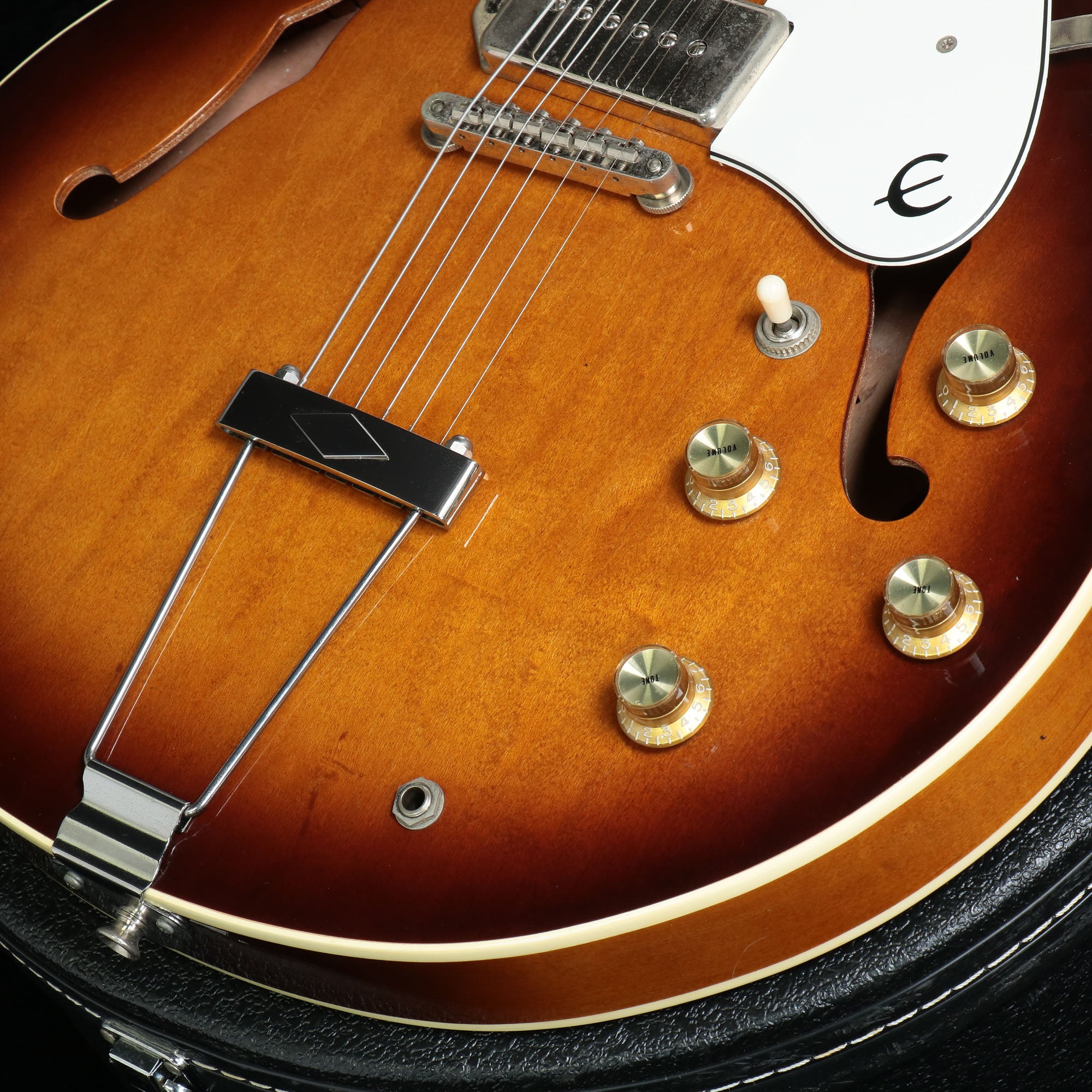 USED Epiphone / Casino Sunburst (Made in Japan/Orange label – Ishibashi  Music Corporation.