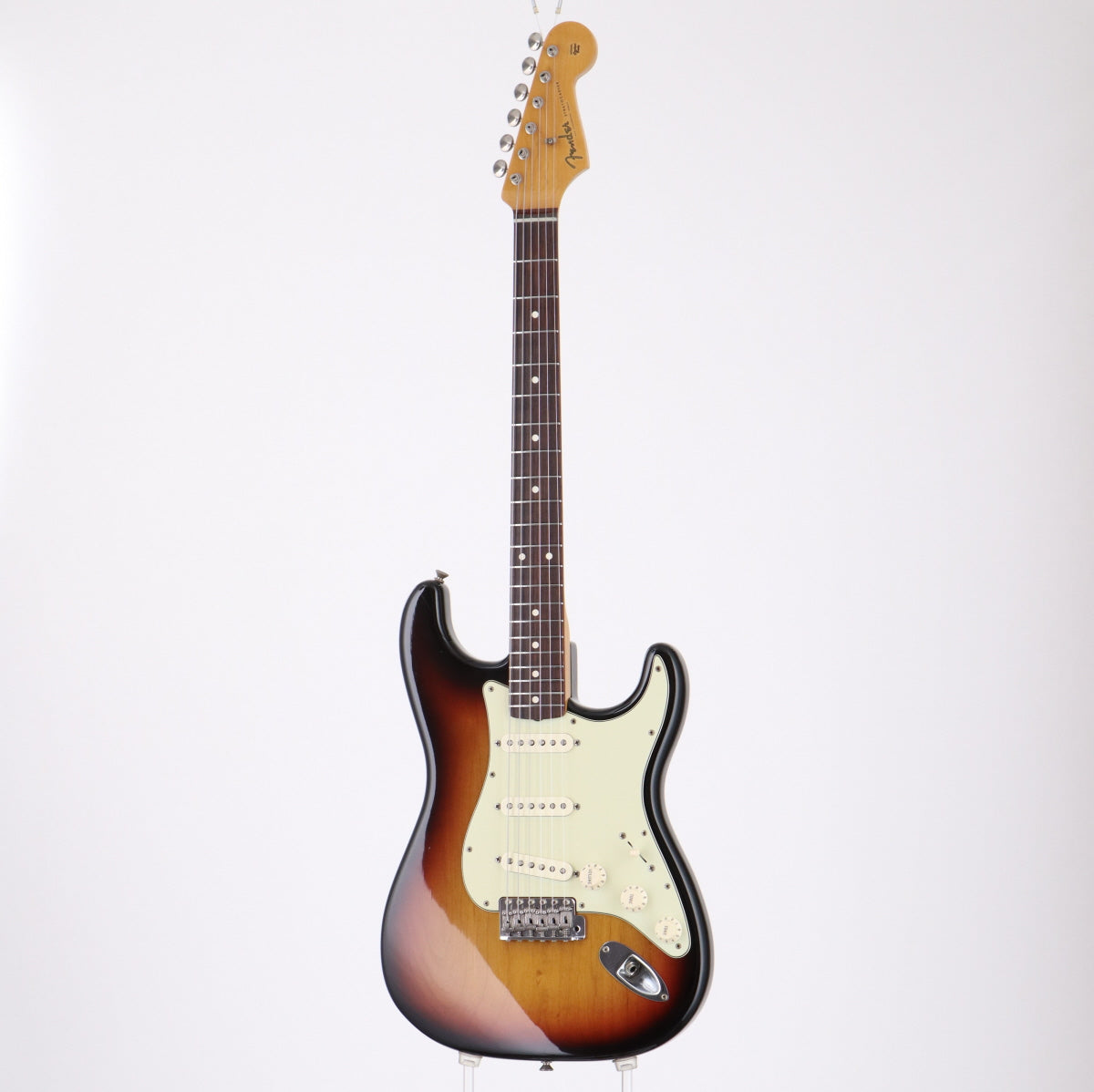 [SN V174972] USED Fender / American Vintage 62 Stratocaster Thin Lacquer 3-Color Sunburst 2007 [09]