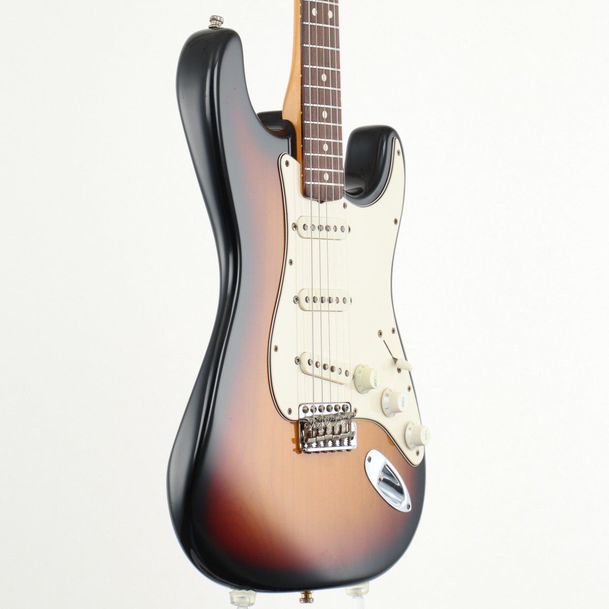 [SN V098085] USED Fender USA Fender / American Vintage 62 Stratocaster 3-Color Sunburst [20]