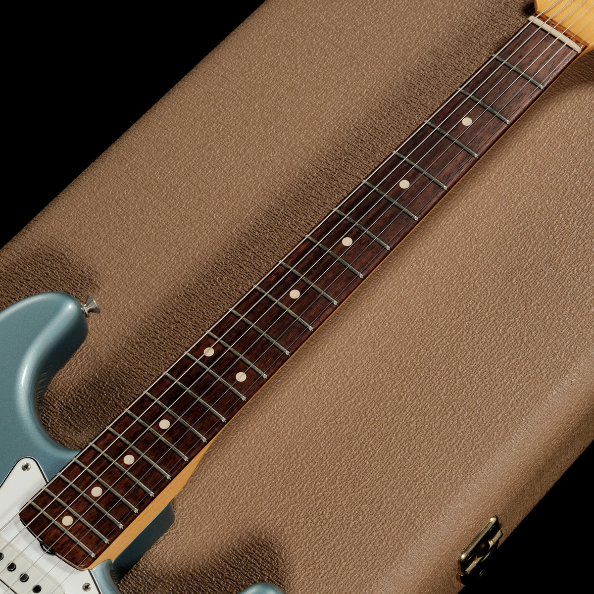 [SN R104181] USED FENDER CUSTOM SHOP / Vintage Custom Series 1962 Stratocaster NOS Ice Blue Metallic 2020 [05]