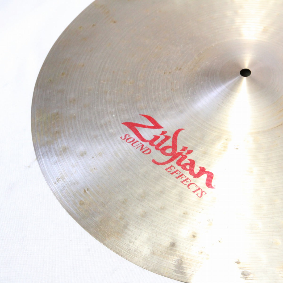 USED ZILDJIAN / ORIENTAL CRASH OF DOOM 3RIVETS 20" 1824g Zildjian Crash of Doom [08]