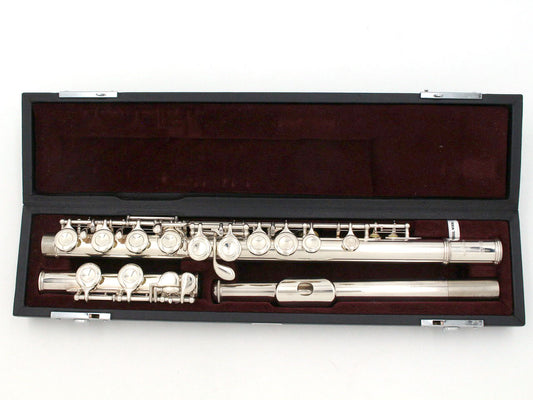 [SN D44686] USED YAMAHA / Flute YFL-211 [09]