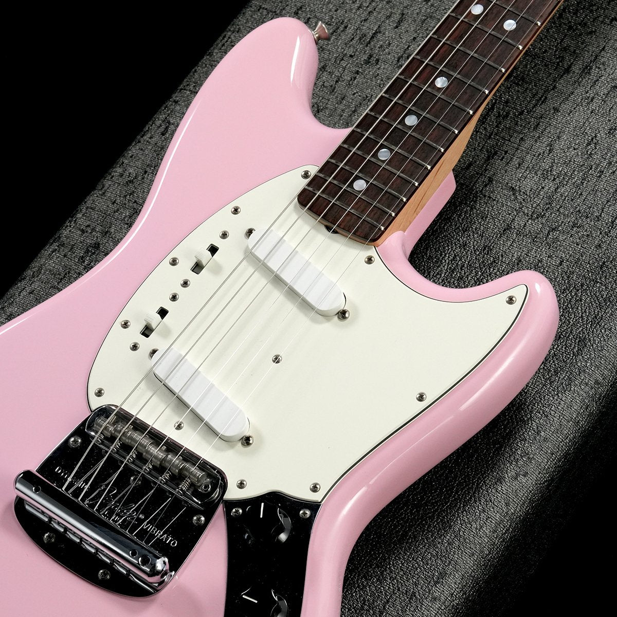 [SN JAJA1244] USED FENDER CUSTOM SHOP / Char Signature Mustang Pinkloud [05]