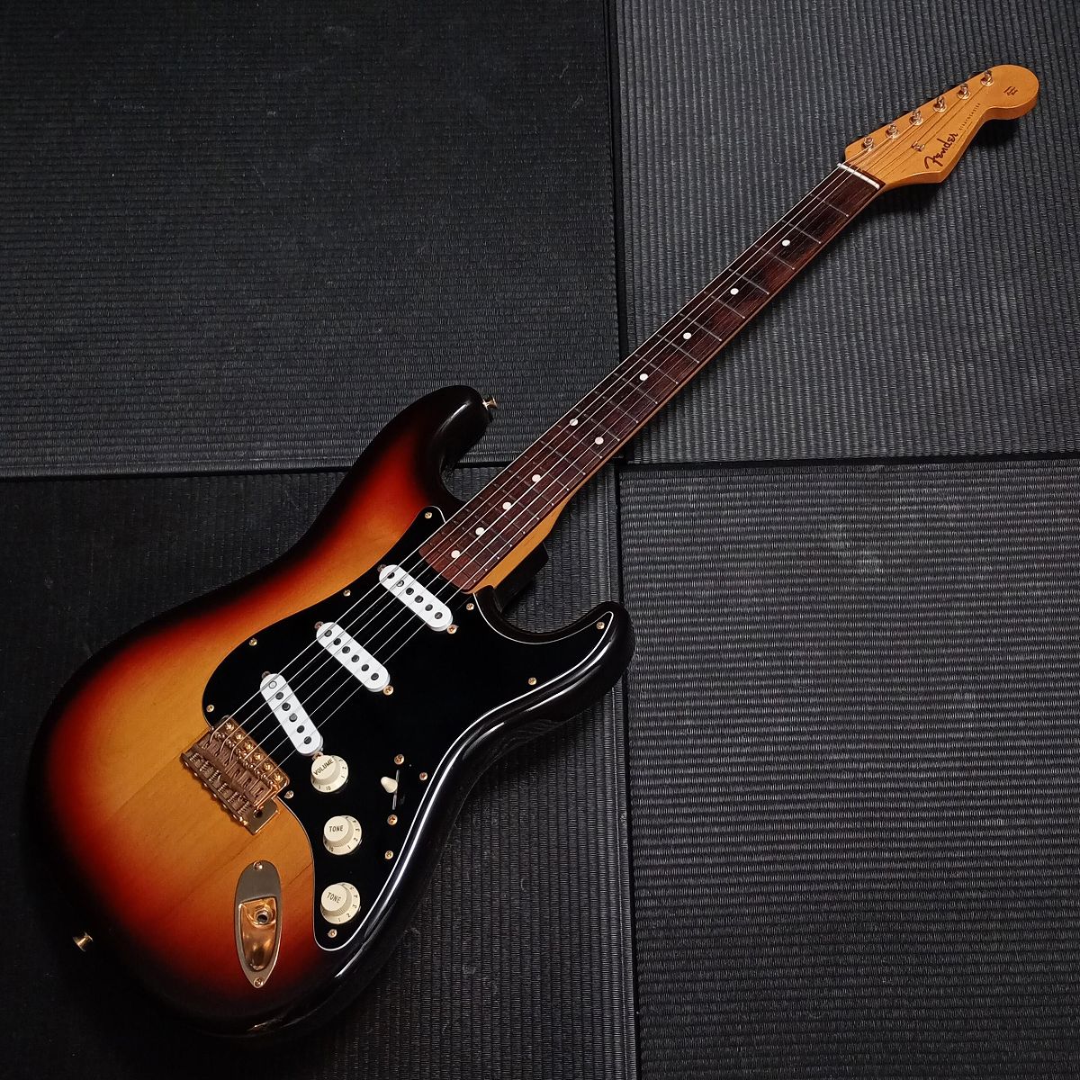 [SN R080911] USED Fender Japan / ST62G-80TX 3TS [04]