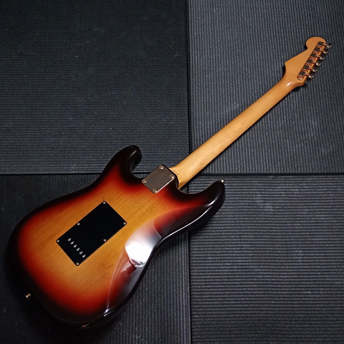 [SN R080911] USED Fender Japan / ST62G-80TX 3TS [04]