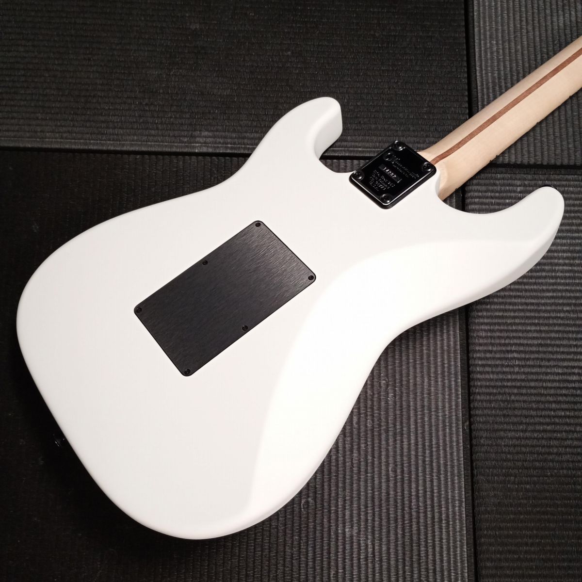 [SN C14282] USED Charvel / USA Select So-Cal Style 1 HSS FR Snow Blind Satin [04]