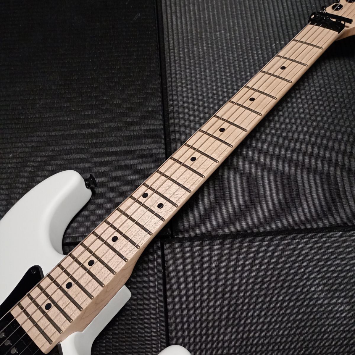 [SN C14282] USED Charvel / USA Select So-Cal Style 1 HSS FR Snow Blind Satin [04]